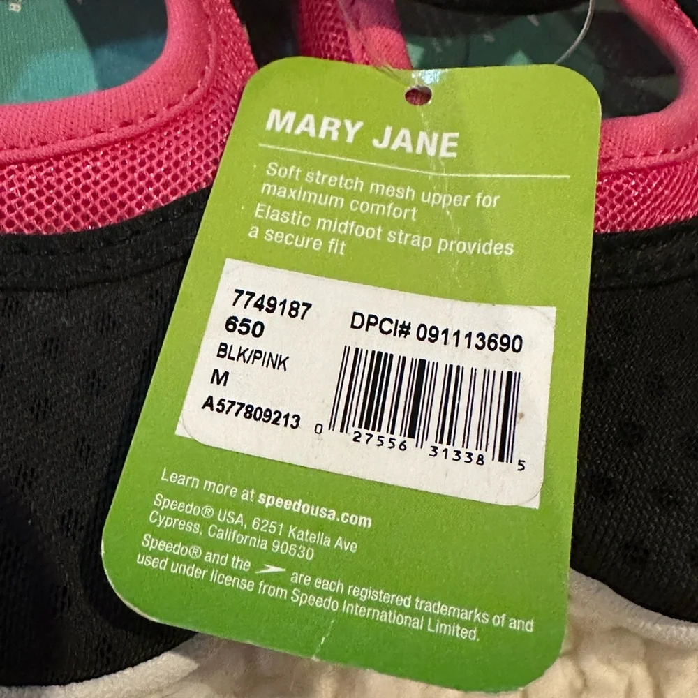 Speedo‎ Mary Jane Water Shoes Black with pink trim medium (7-8) NWT
